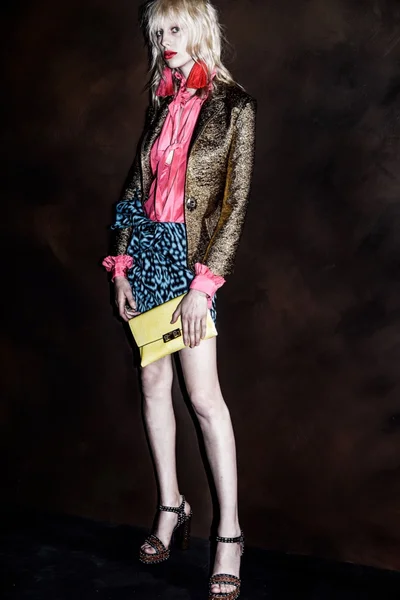 Look 22
